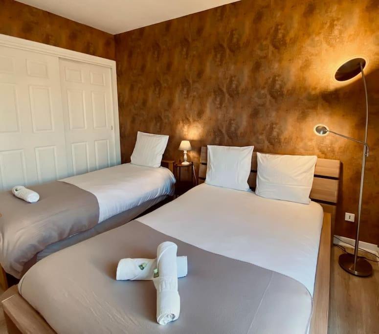 "Georgio" Grand Appartement Traversant Avec Vue Canal Et Parking Sete Bagian luar foto